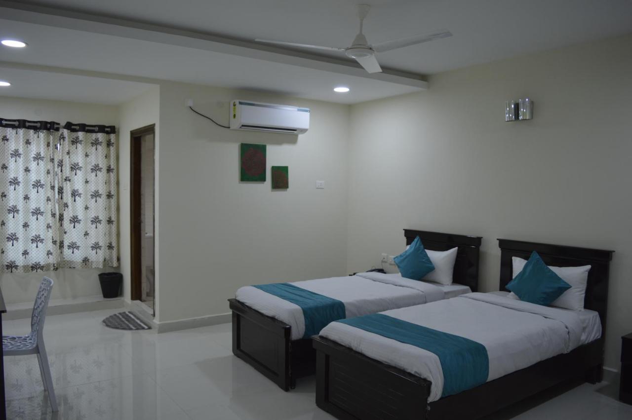 Hotel Virat Inn Hyderabad Exterior photo